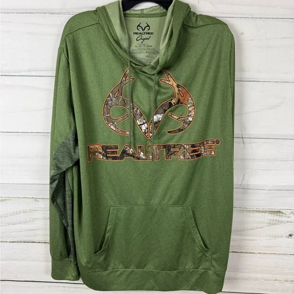 Realtree Green Camouflage Sweater with Logo - Picture 5 of 5